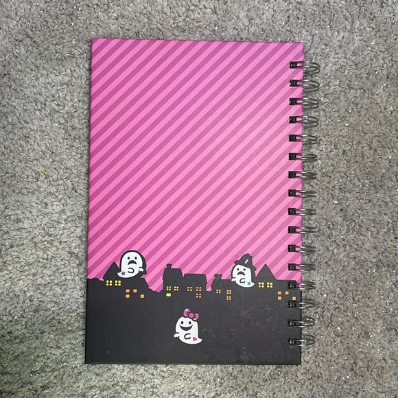 Hello Kitty spiral notebook! - Picture 4 of 5